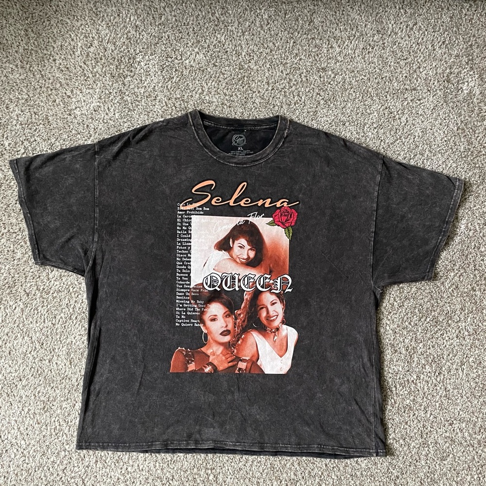 Selena Gray Bleach Dyed Band T-Shirt Size XL Graphic Song Lyrics Photos Cotton - Picture 2 of 11